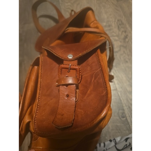 leather backpack - Picture 5 of 8